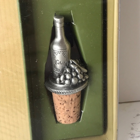 WINE JOURNAL GIFT SET BRAND NEW IN BOX - Picture 2 of 8